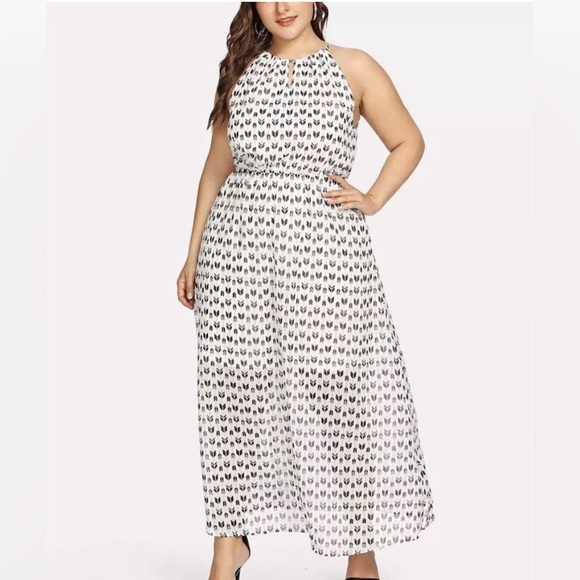 Torrid Black White Arrow Print Halter Maxi Dress - Picture 9 of 11